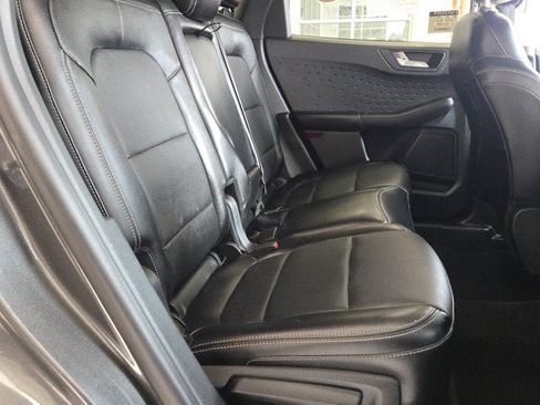 Used 2020 Ford Escape Titanium FWD image 6