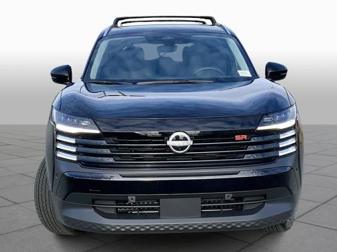 Used 2025 Nissan Kicks SR image 4