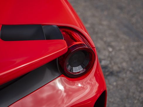 Certified 2020 Ferrari 488 Pista Coupe RWD image 10