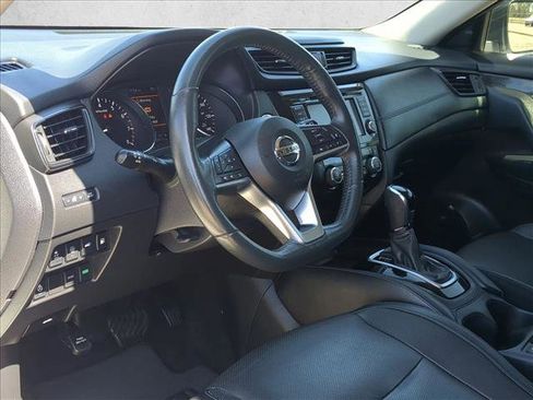 Used 2018 Nissan Rogue SL image 8