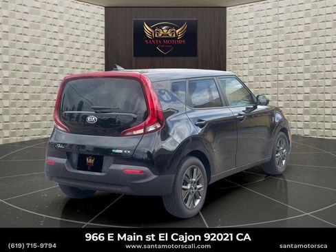 Used 2020 Kia Soul EX FWD image 5