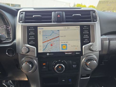 Used 2022 Toyota 4Runner SR5 Premium w/ Moonroof Package AWD/4WD image 27