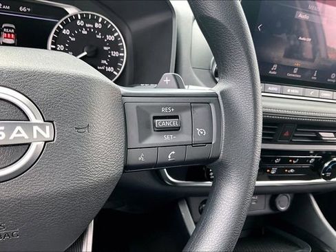 Certified 2025 Nissan Rogue S image 11