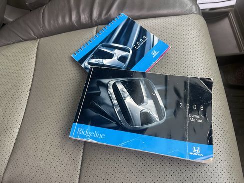 Used 2006 Honda Ridgeline RTL image 35