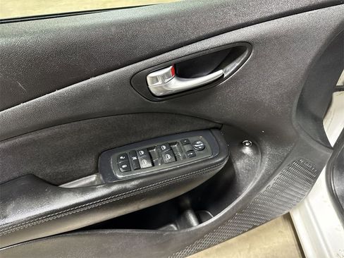 Used 2013 Dodge Dart SXT w/ Popular Equipment Group image 19