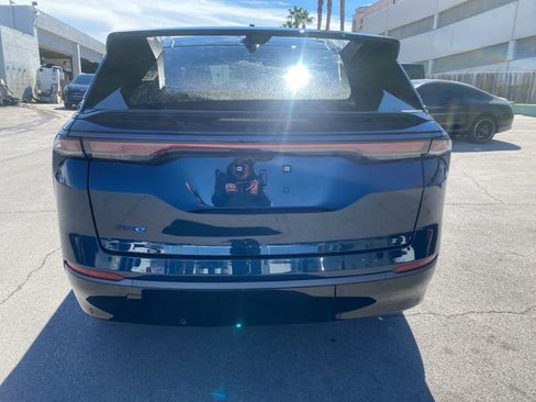 Used 2024 Jeep Wagoneer Launch Edition image 8