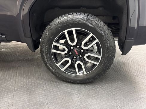 New 2026 GMC Sierra 1500 AT4 w/ AT4 Premium Package image 10