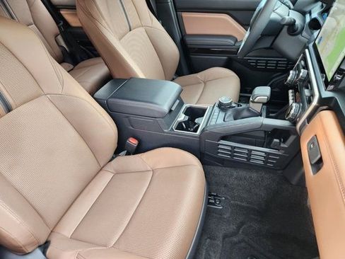 Used 2025 Toyota 4Runner Limited image 20