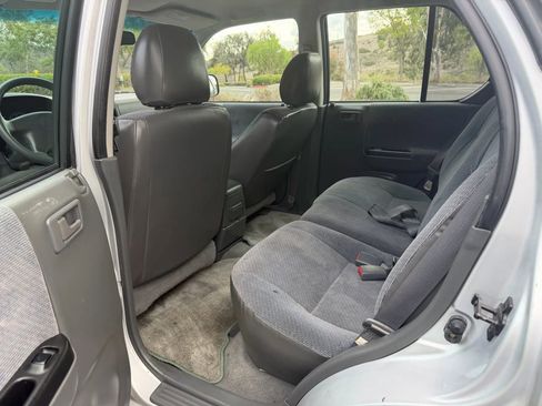 Used 2001 Honda Passport EX image 13