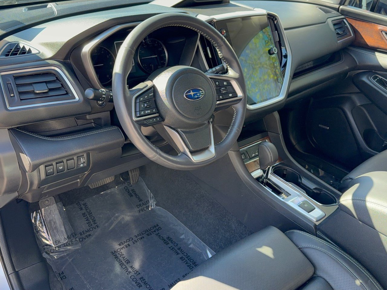 Used 2024 Subaru Ascent Touring AWD/4WD image 4