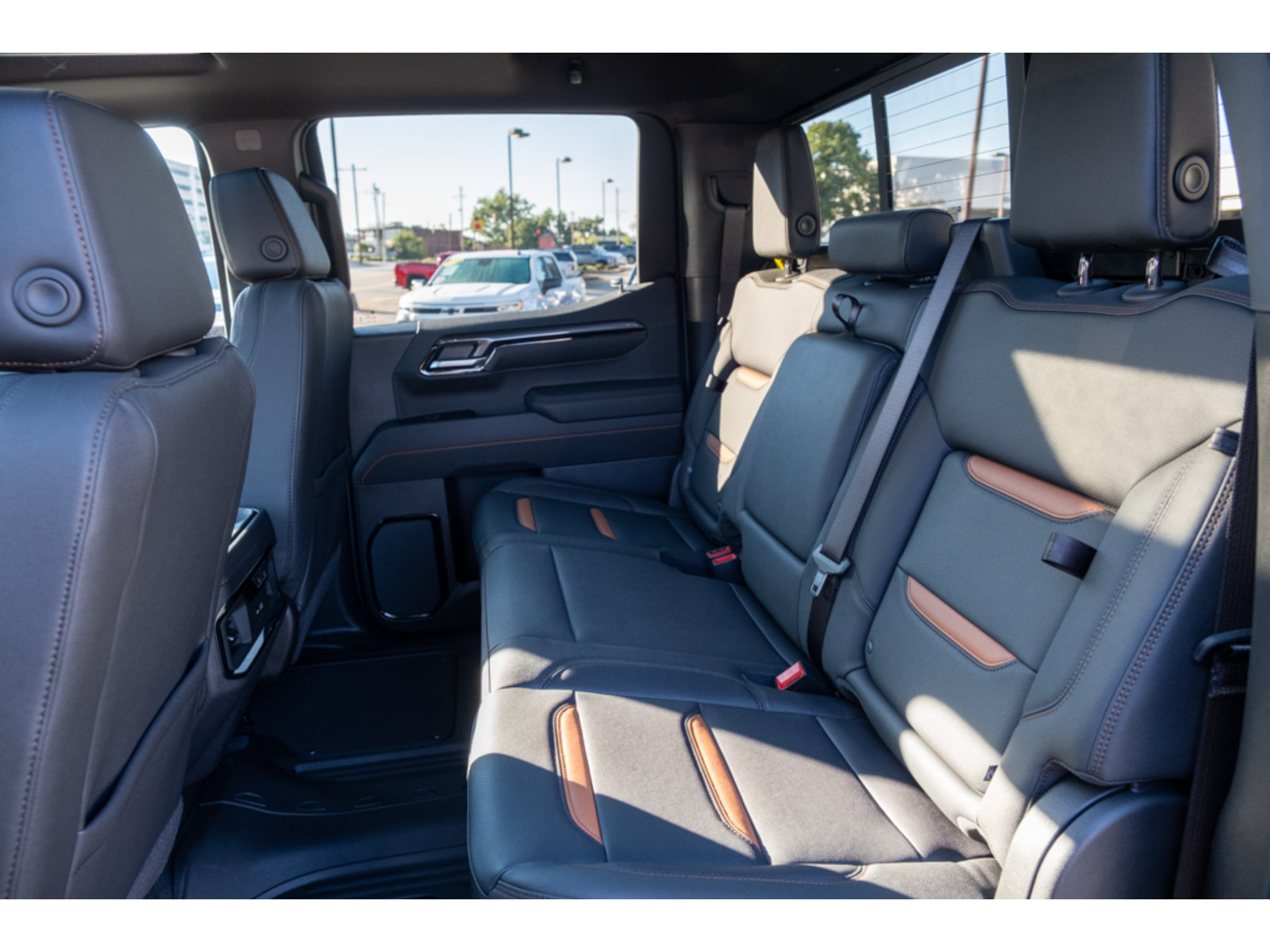 New 2026 GMC Sierra 1500 AT4 w/ AT4 Premium Package AWD/4WD image 13