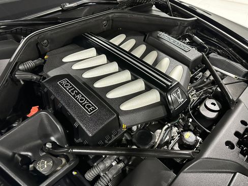 Used 2019 Rolls-Royce Dawn image 47