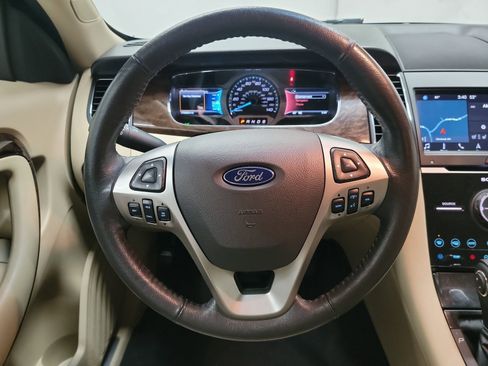 Used 2019 Ford Taurus Limited image 17