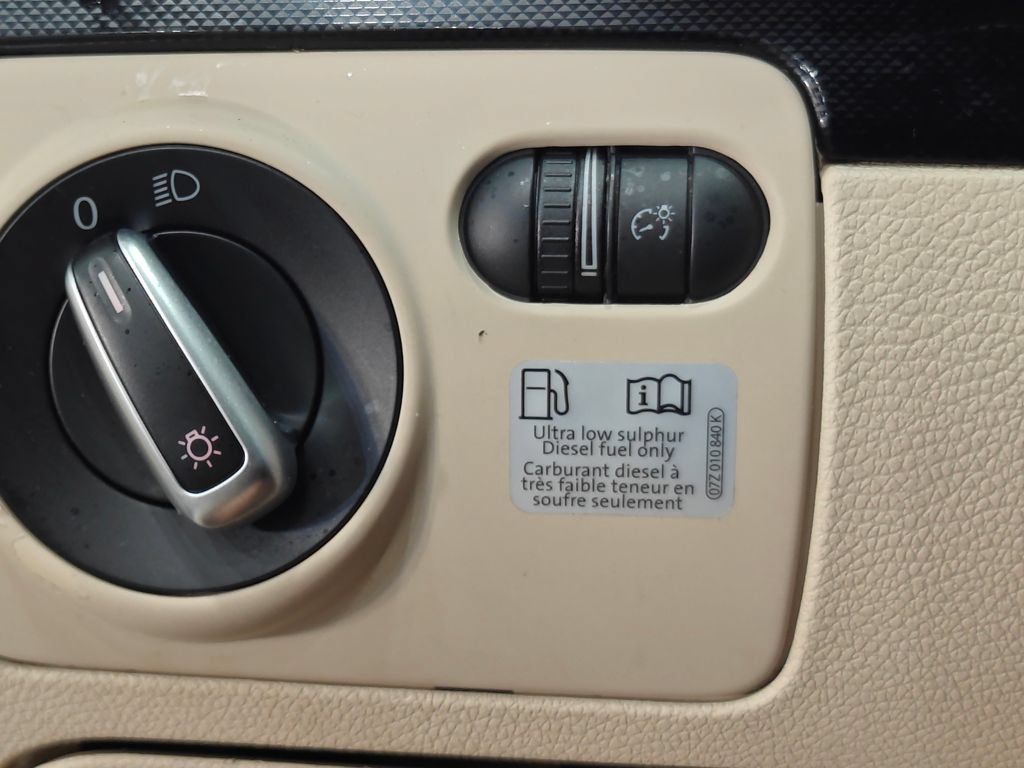 Used 2013 Volkswagen Jetta TDI FWD image 10