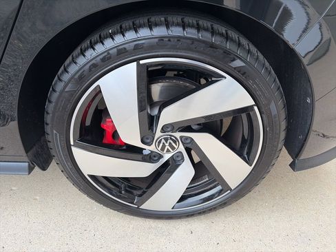 Certified 2024 Volkswagen GTI S image 21