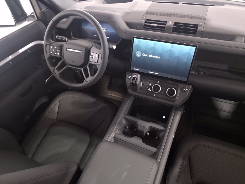 New 2026 Land Rover Defender 110 S AWD/4WD image 15