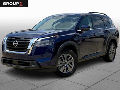 Certified 2025 Nissan Pathfinder SV