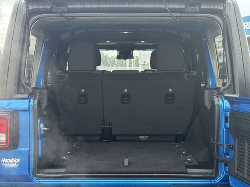 Used 2024 Jeep Wrangler Willys image 31