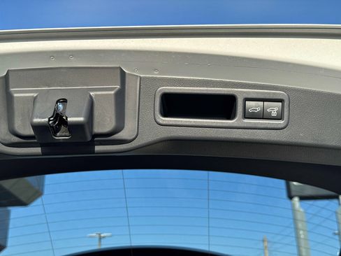 Used 2025 Lexus RX 350 Premium w/ Accessory Package (Z1) image 12
