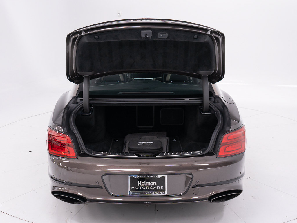 Used 2024 Bentley Flying Spur W12 AWD/4WD image 47
