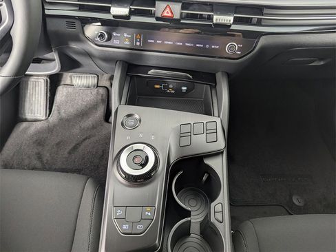 New 2026 Kia Sportage LX image 28