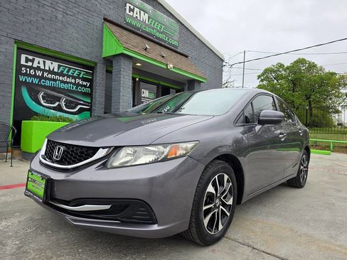 Used 2015 Honda Civic EX image 2