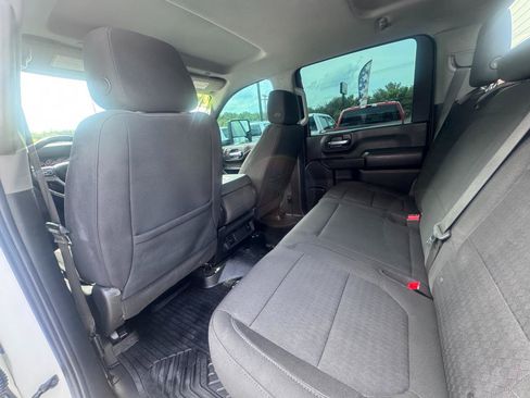 Used 2023 Chevrolet Silverado 2500 LT AWD/4WD image 16