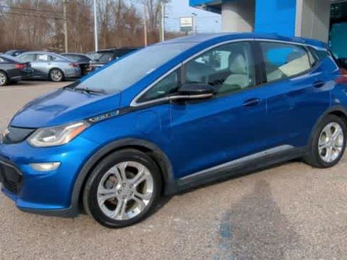 Used 2017 Chevrolet Bolt LT image 4