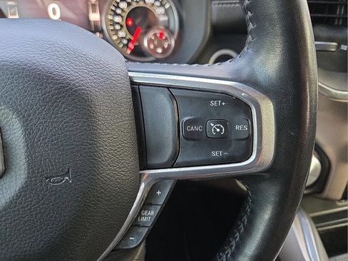Used 2021 RAM 1500 Laramie AWD/4WD image 18