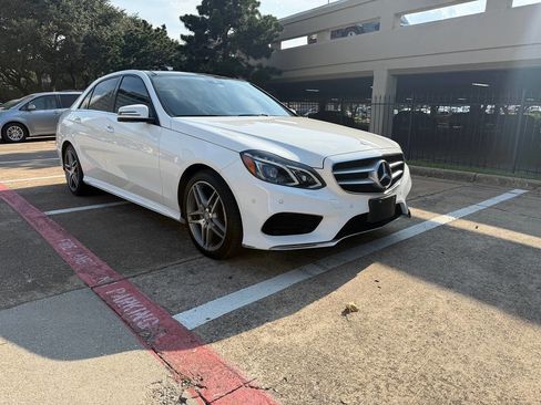 Used 2016 Mercedes-Benz E 400 Sedan image 8