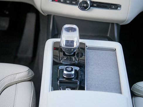 New 2026 Volvo XC90 T8 Ultra image 31