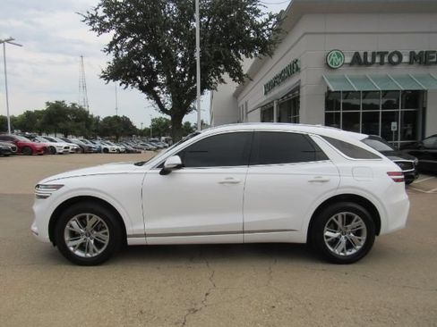 Used 2022 Genesis GV70 2.5T AWD/4WD image 10