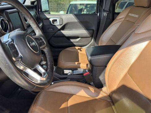 Used 2023 Jeep Wrangler Unlimited Rubicon w/ LED Lighting Group image 15