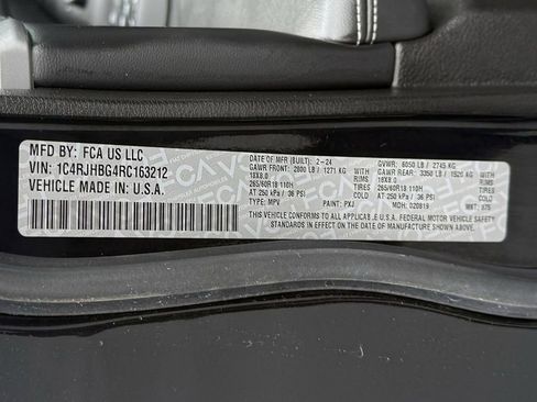 Used 2024 Jeep Grand Cherokee Limited w/ Trailer Tow Package image 31