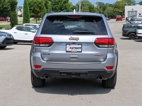 Used 2021 Jeep Grand Cherokee Trailhawk image 4