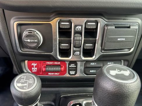 Used 2025 Jeep Wrangler Unlimited Rubicon 4xe w/ Safety Group image 33