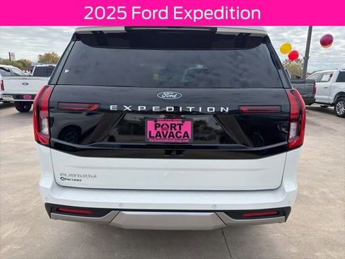 New 2025 Ford Expedition Platinum w/ Driver's Package AWD/4WD image 6