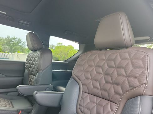 New 2026 Nissan Armada Platinum Reserve AWD/4WD image 16