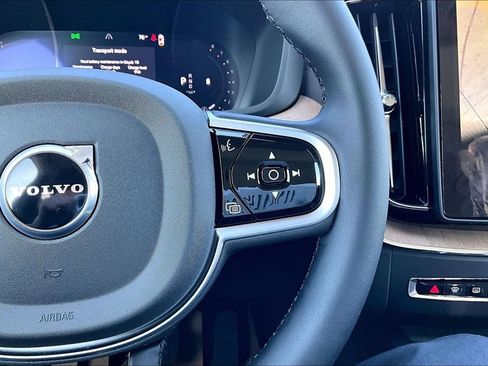 New 2026 Volvo XC60 B5 Plus w/ Climate Package AWD/4WD image 15