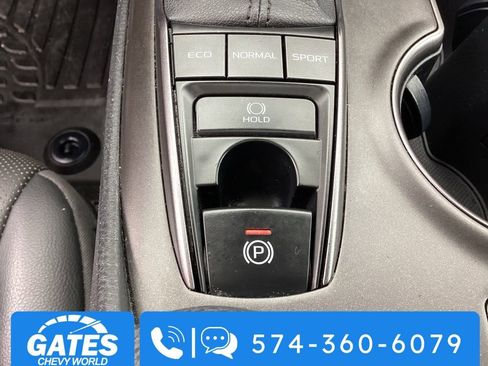 Used 2023 Toyota Camry XSE image 31