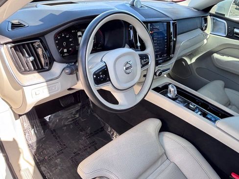 Used 2018 Volvo XC60 T8 Inscription AWD/4WD image 17