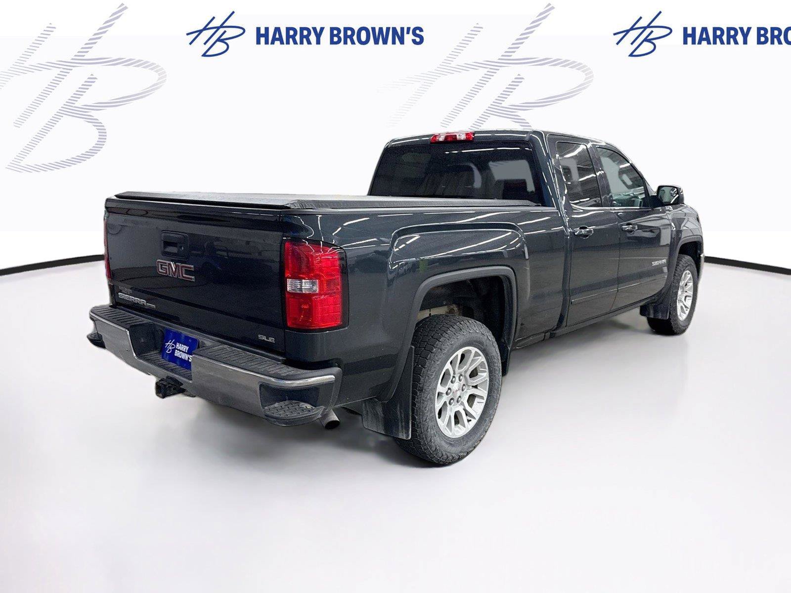 Used 2019 GMC Sierra 1500 SLE w/ SLE Value Package AWD/4WD image 10