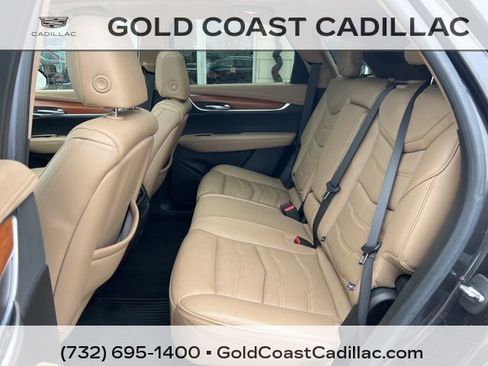 Used 2018 Cadillac XT5 Platinum w/ Driver Assist Package image 14
