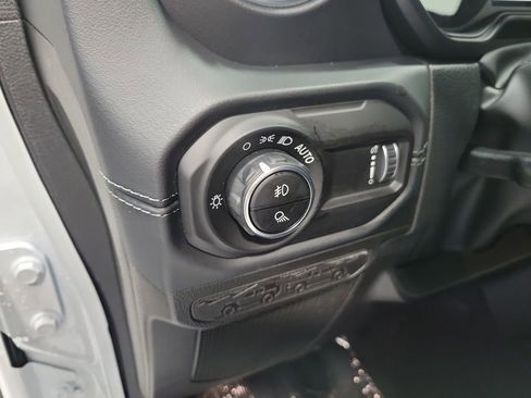 New 2026 Jeep Gladiator Sport image 12