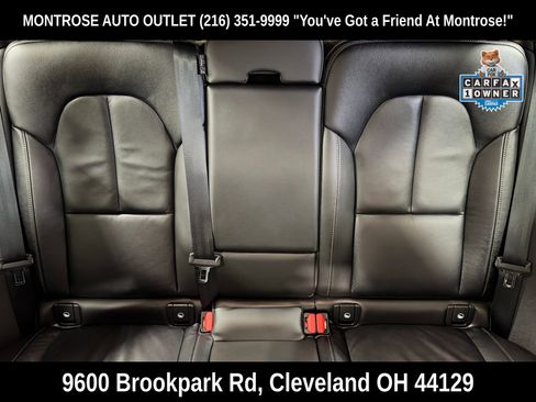 Used 2023 Volvo XC40 B5 Core image 32