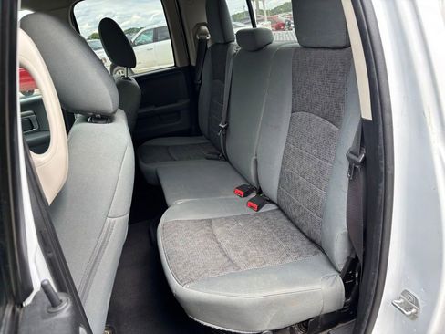 Used 2015 RAM 1500 Big Horn AWD/4WD image 24