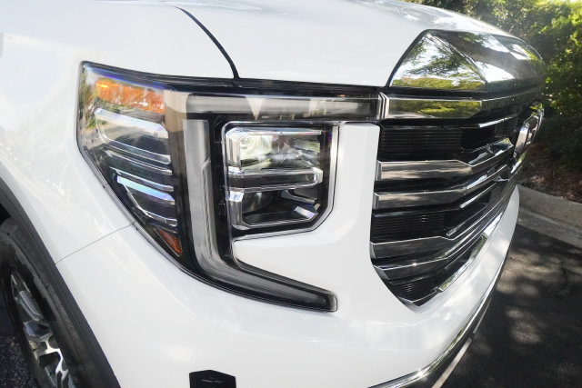 Used 2024 GMC Sierra 1500 SLT RWD image 34