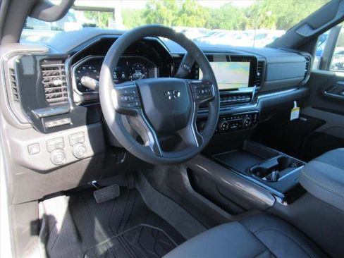 New 2026 Chevrolet Silverado 2500 ZR2 image 17