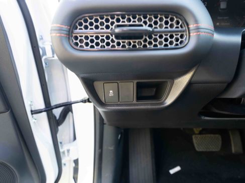 New 2026 Honda HR-V Sport image 11