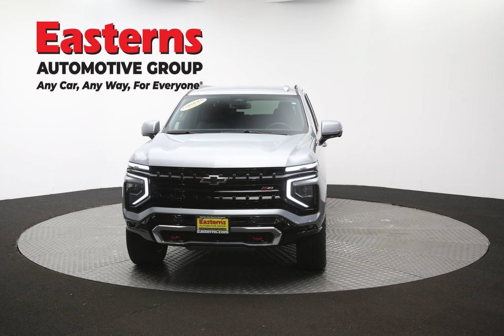 Used 2025 Chevrolet Suburban Z71 AWD/4WD image 57